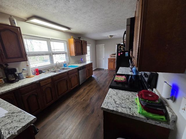 1162 Ridgecrest Avenue, Kingsport, TN 37665