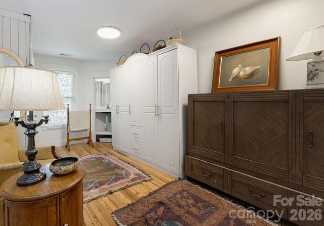 79 Walnut Street, Hot Springs, NC 28743