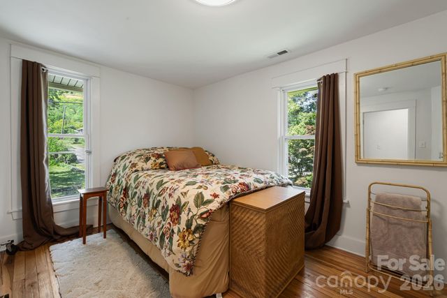 79 Walnut Street, Hot Springs, NC 28743