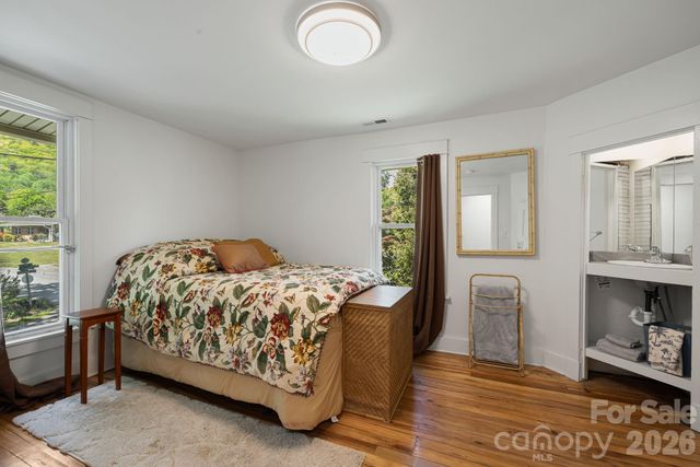 79 Walnut Street, Hot Springs, NC 28743