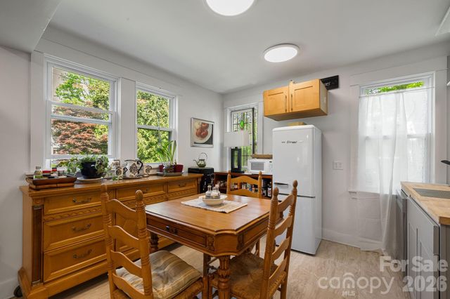 79 Walnut Street, Hot Springs, NC 28743