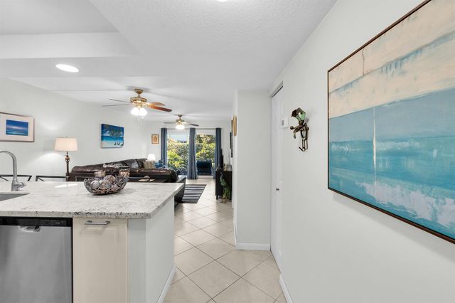 3004 NE 5th Terrace 112c, Fort Lauderdale, FL 33334