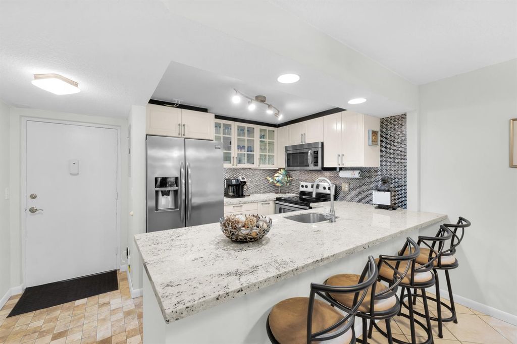 3004 NE 5th Terrace 112c, Fort Lauderdale, FL 33334