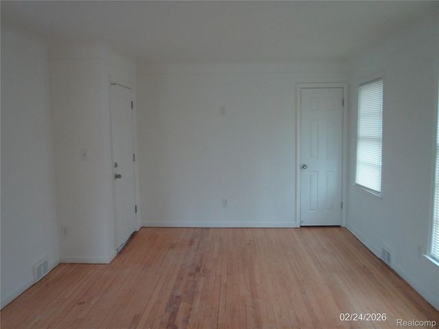 406 W Golden, Detroit, MI 48203