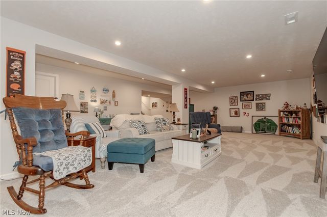 1718 Creekside Court, Painesville, OH 44077