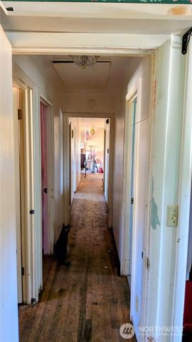 1701 51st Street NE, Tacoma, WA 98422