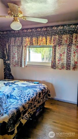 1701 51st Street NE, Tacoma, WA 98422