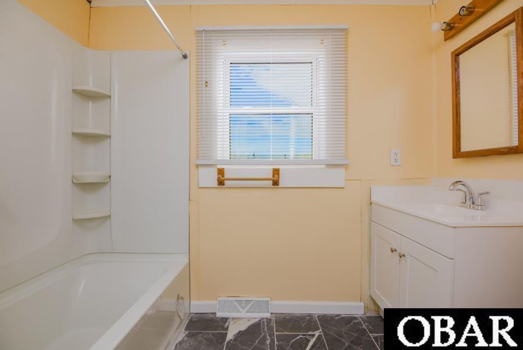 Image 28 of property listing at 1806 Creek Street Lot 13, Kill Devil Hills, NC 27948