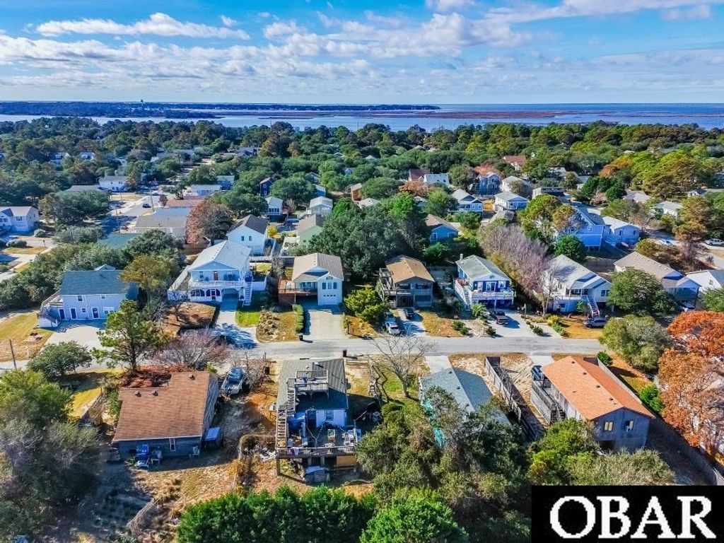 Image 5 of property listing at 1806 Creek Street Lot 13, Kill Devil Hills, NC 27948