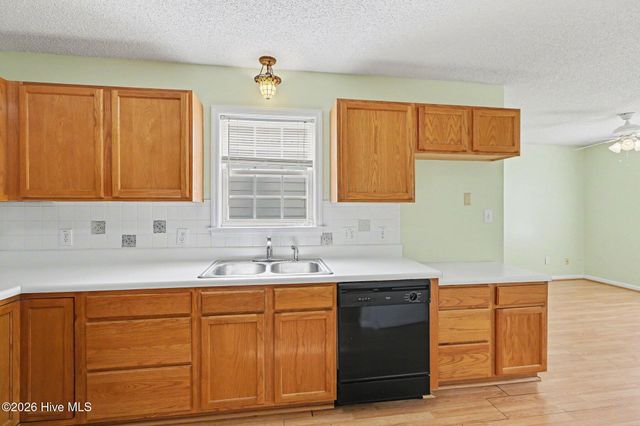 127 Churchill Downs Drive, Clayton, NC 27520