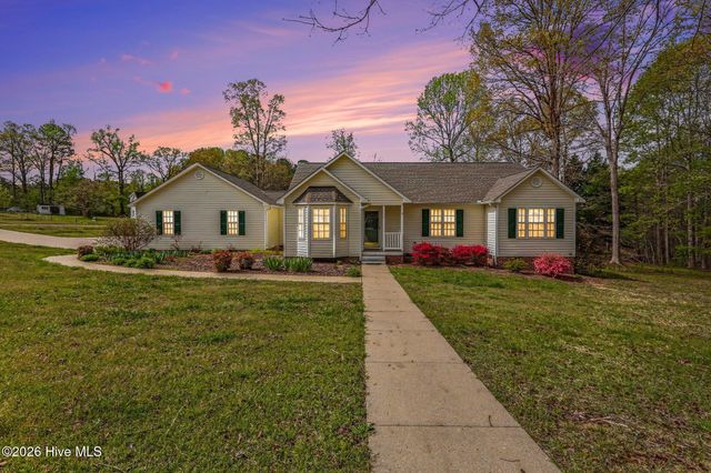 127 Churchill Downs Drive, Clayton, NC 27520