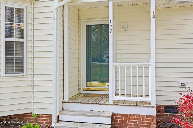 127 Churchill Downs Drive, Clayton, NC 27520