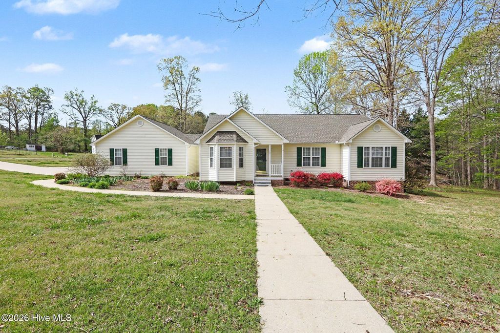 127 Churchill Downs Drive, Clayton, NC 27520