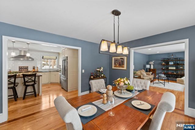 2 Overbrook Place, Hillsdale, NJ 07642