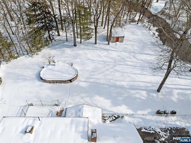 2 Overbrook Place, Hillsdale, NJ 07642