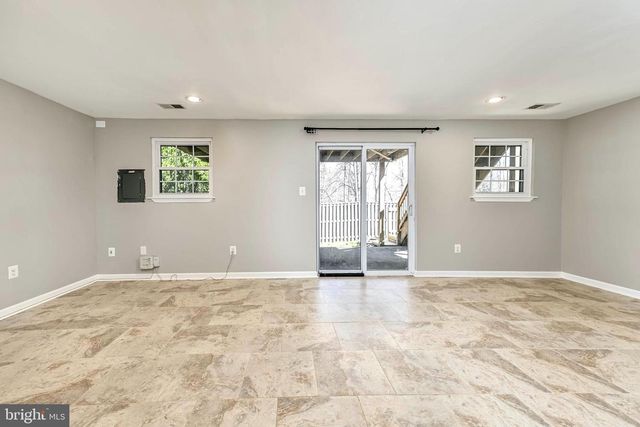 36 ALDRIDGE CT, Sterling, VA 20165