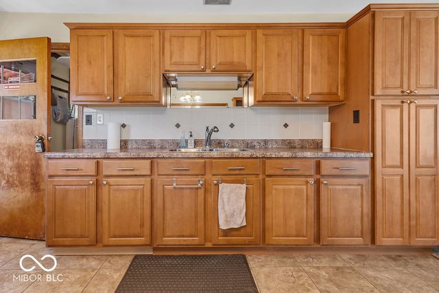 7667 N John Young Road, Unionville, IN 47468