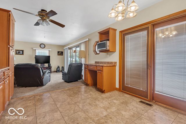 7667 N John Young Road, Unionville, IN 47468