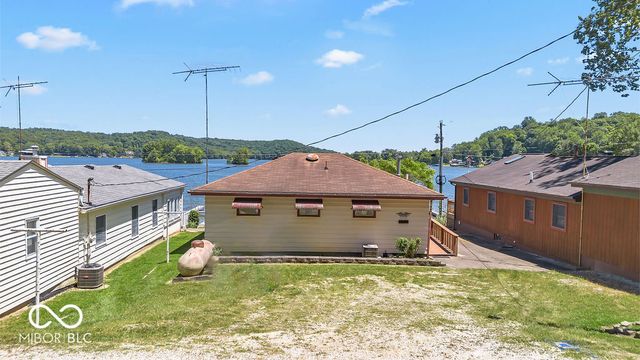 7667 N John Young Road, Unionville, IN 47468