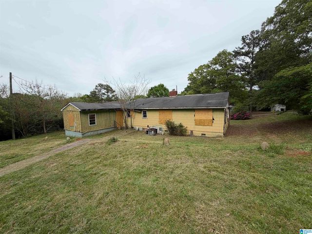 301 15TH AVENUE SW, Childersburg, AL 35044