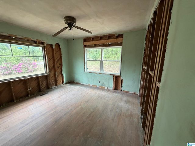 301 15TH AVENUE SW, Childersburg, AL 35044