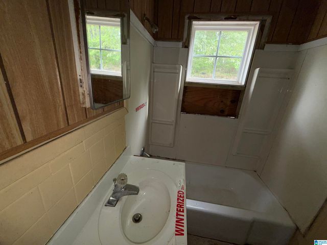 301 15TH AVENUE SW, Childersburg, AL 35044