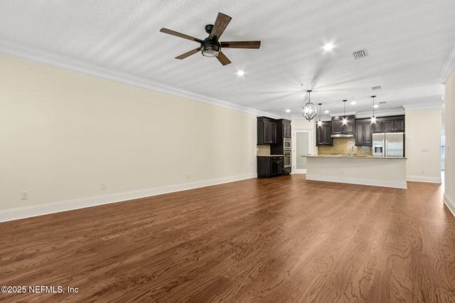 1387 SUNSET VIEW Lane, Jacksonville, FL 32207