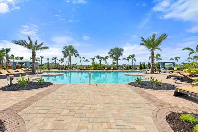 17738 PASTURELAND AVENUE, Lakewood Ranch, FL 34211