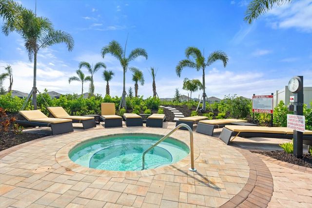 17738 PASTURELAND AVENUE, Lakewood Ranch, FL 34211