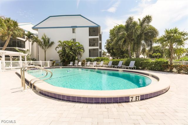 3135 Tennis Villas, Captiva, FL 33924