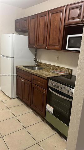 534 NW 23rd Ave 3, Fort Lauderdale, FL 33311