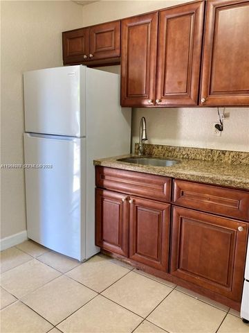 534 NW 23rd Ave 3, Fort Lauderdale, FL 33311