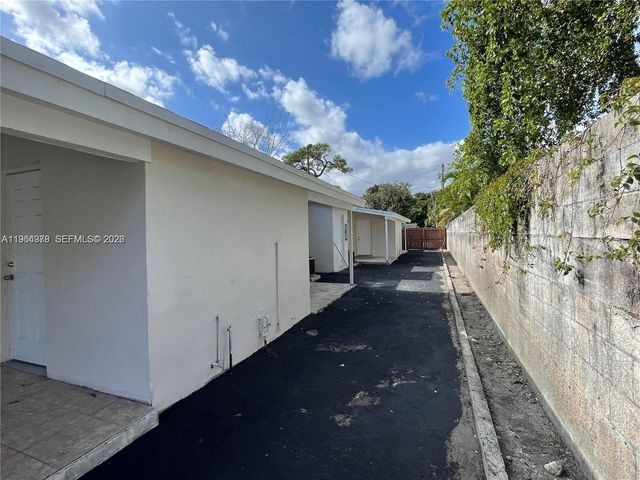 534 NW 23rd Ave 3, Fort Lauderdale, FL 33311