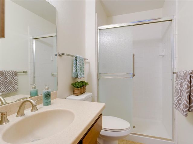 549 Bryce Avenue, White Rock, NM 87547