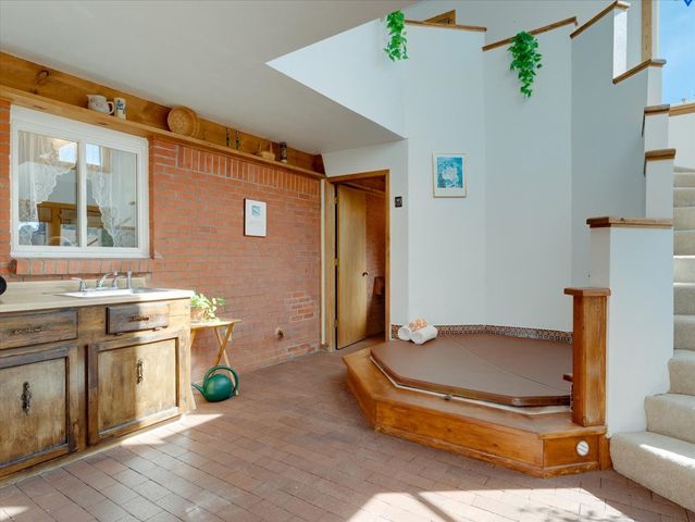 549 Bryce Avenue, White Rock, NM 87547