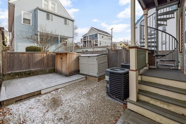 5 Glendale Ave 5, Somerville, MA 02144