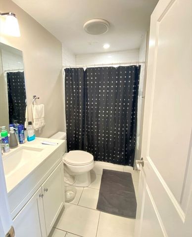 126-128 London St., 1, Boston, MA 02128