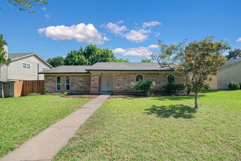 1714 Arvada Drive, Richardson, TX 75081