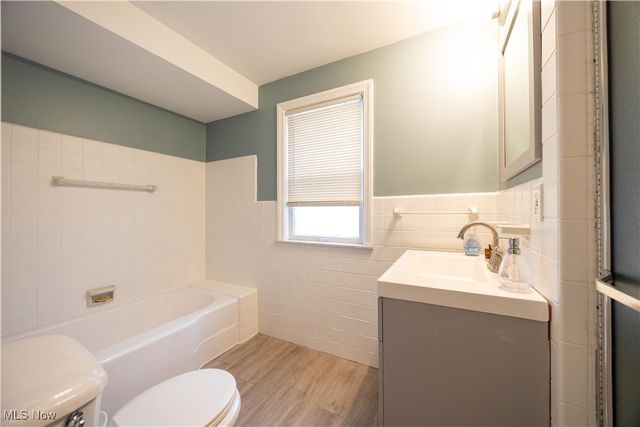 1937 Staunton Road, Cleveland Heights, OH 44118