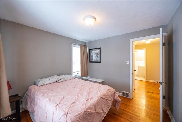 1937 Staunton Road, Cleveland Heights, OH 44118