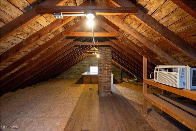 1937 Staunton Road, Cleveland Heights, OH 44118