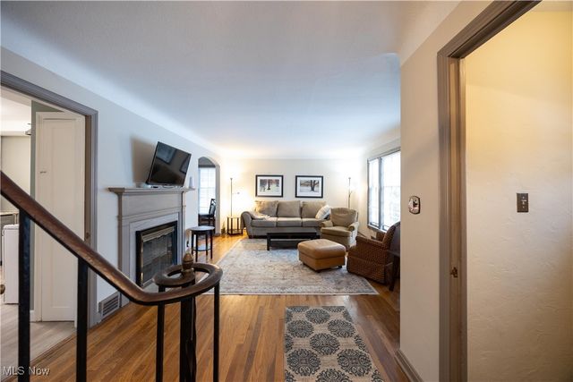 1937 Staunton Road, Cleveland Heights, OH 44118