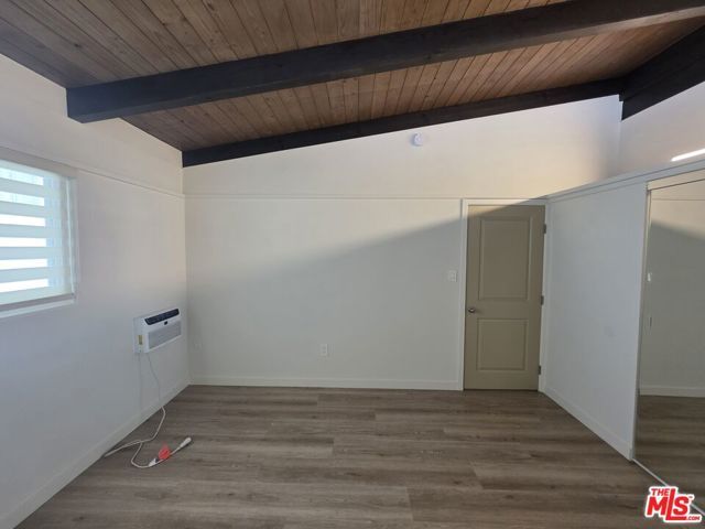 11021 Missouri Avenue 11041-2, Los Angeles, CA 90025