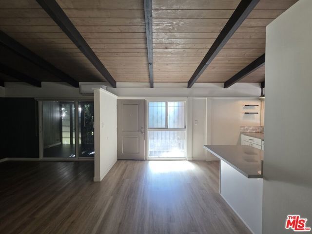 11021 Missouri Avenue 11041-2, Los Angeles, CA 90025