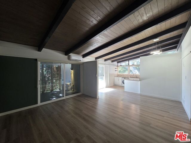 11021 Missouri Avenue 11041-2, Los Angeles, CA 90025