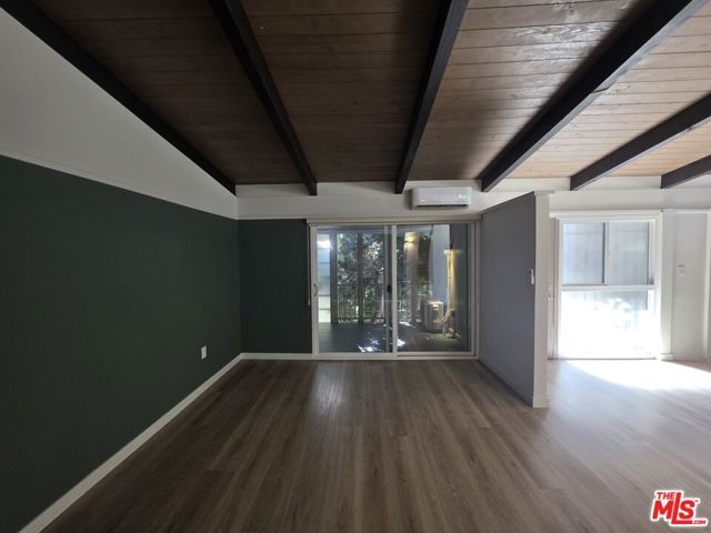 11021 Missouri Avenue 11041-2, Los Angeles, CA 90025