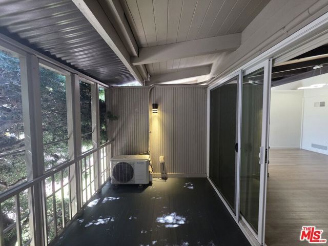 11021 Missouri Avenue 11041-2, Los Angeles, CA 90025