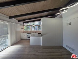 11021 Missouri Avenue 11041-2, Los Angeles, CA 90025