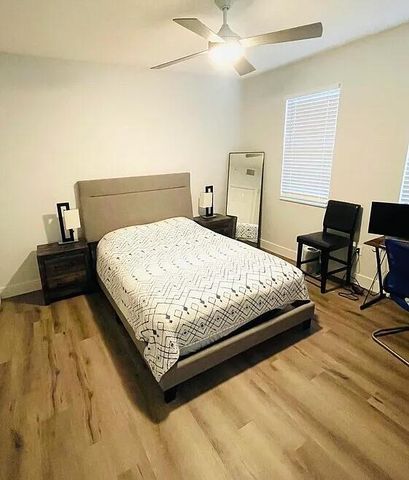 533 NE 3rd Avenue 148, Fort Lauderdale, FL 33301