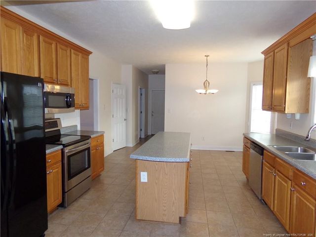 290 Robeson Street, Spring Lake, NC 28390